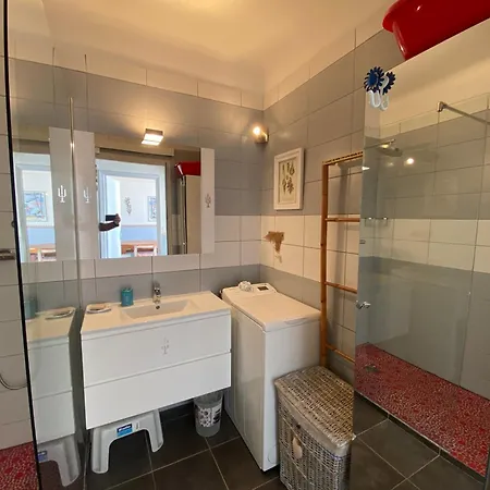 1 Pieds Dans L'eau Tiuccia Apartment